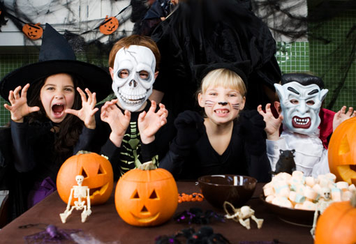 Insólito: iglesia de la región propone disfrazarse de “angelitos” contra Halloween