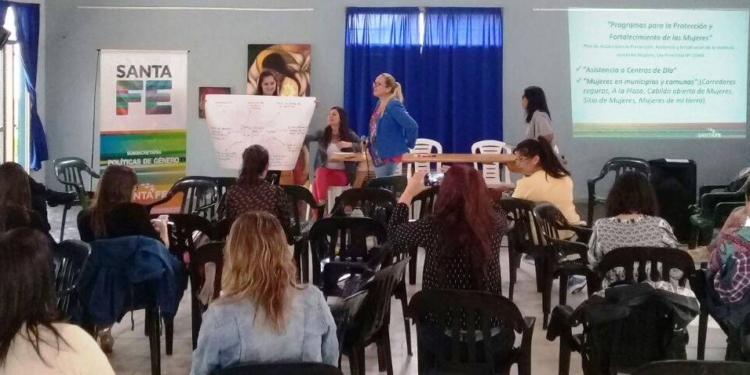 Realizaron una charla en Barrancas sobre la violencia contra la mujer