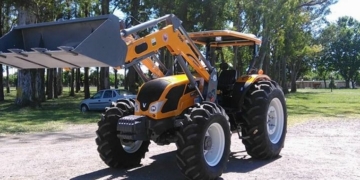 La Comuna de Diaz adquirió un tractor 0 KM