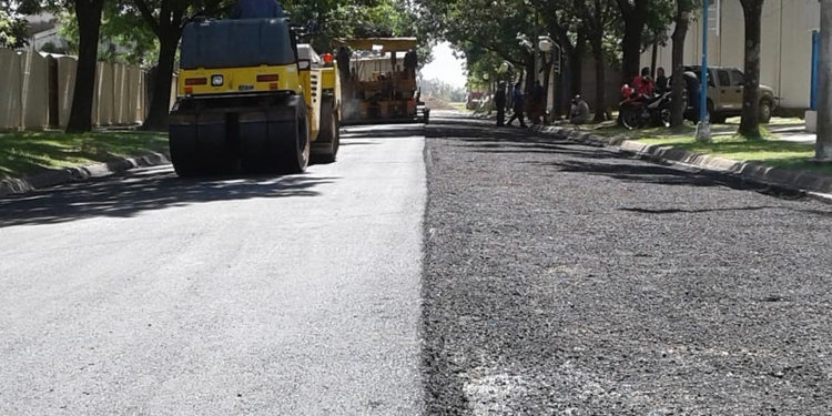 Continúa la repavimentación de calles en San Genaro