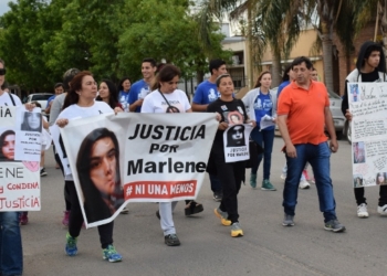 El grito de justicia por Marlene volvió a recorrer las calles de Oliveros