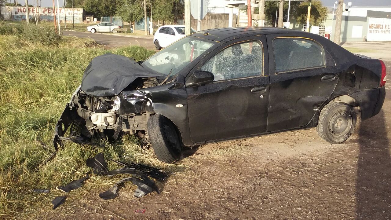Totoras: múltiples heridos tras un accidente entre dos autos