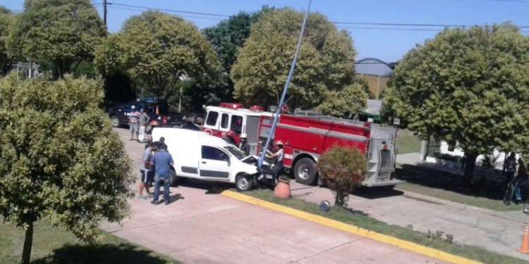 Una imprudencia provocó un fuerte choque en Centeno