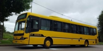 Demoraron a un hombre por acosar a una joven en un colectivo de la región