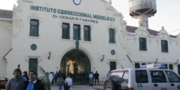 Ofrecen millonaria recompensa para recapturar al homicida liberado «por error»