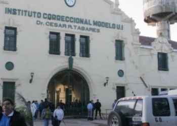 Ofrecen millonaria recompensa para recapturar al homicida liberado “por error”
