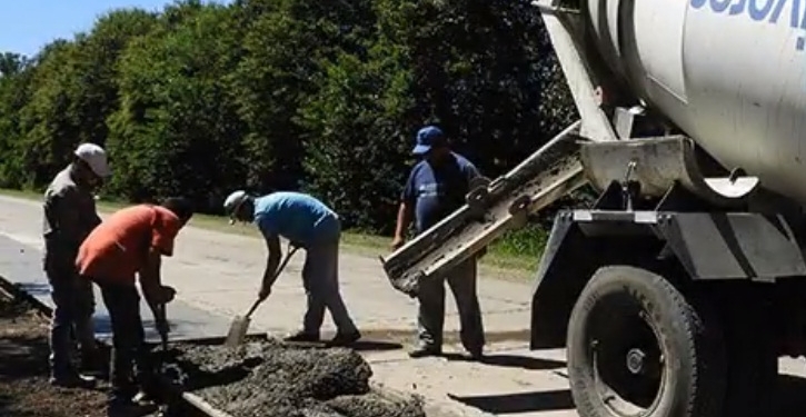 Comenzó la última etapa de ensanche del camino a Solares del Carcarañá