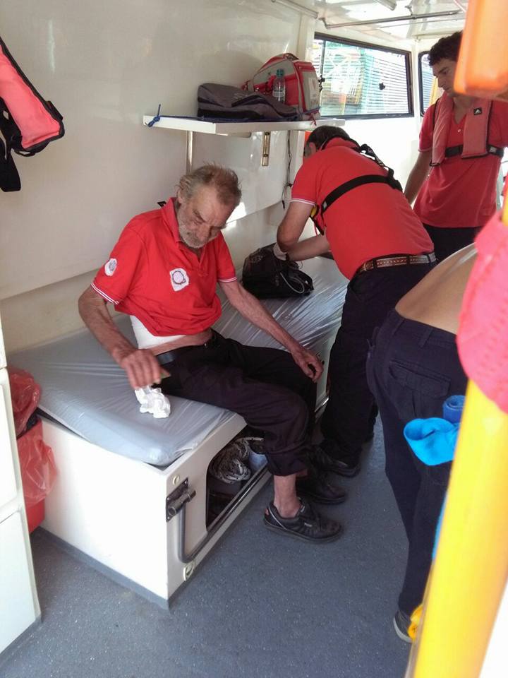 Impactante: rescataron a un anciano en zona de islas con una tremenda herida