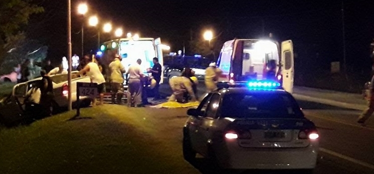 Persecución sobre ruta 11 terminó con un accidente y un herido grave