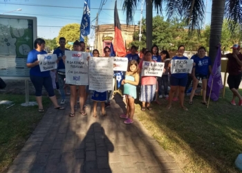 Oliveros marchó contra la reforma previsional