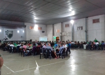 Defensores de Centeno agasajó a los campeones de cuarta división