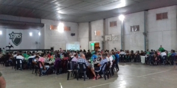 Defensores de Centeno agasajó a los campeones de cuarta división