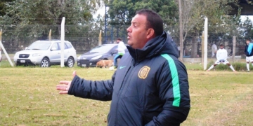 Leonardo Fernández fue oficializado como DT de Rosario Central