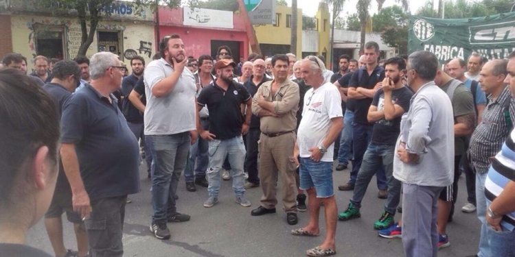 Fábrica Militar: se efectivizaron 35 despidos