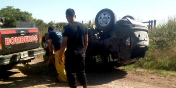 Impresionante vuelco en el camino a La Boca de Monje