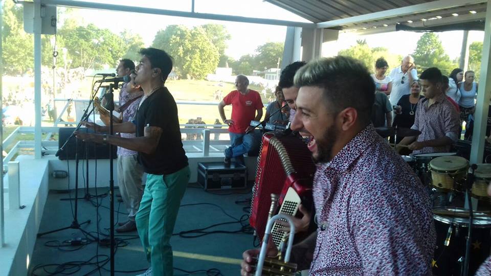 La Boca desbordó de gente en otra exitosa Fiesta Del Balneario