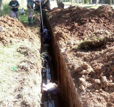 Retomaron las obras de cloacas en la zona oeste de San Genaro
