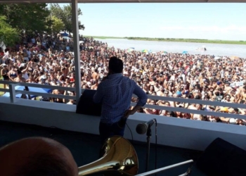 La Boca desbordó de gente en otra exitosa Fiesta Del Balneario