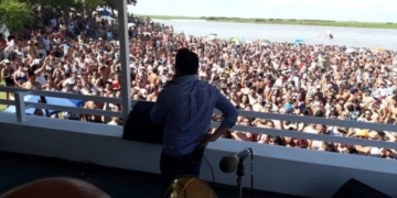 La Boca desbordó de gente en otra exitosa Fiesta Del Balneario