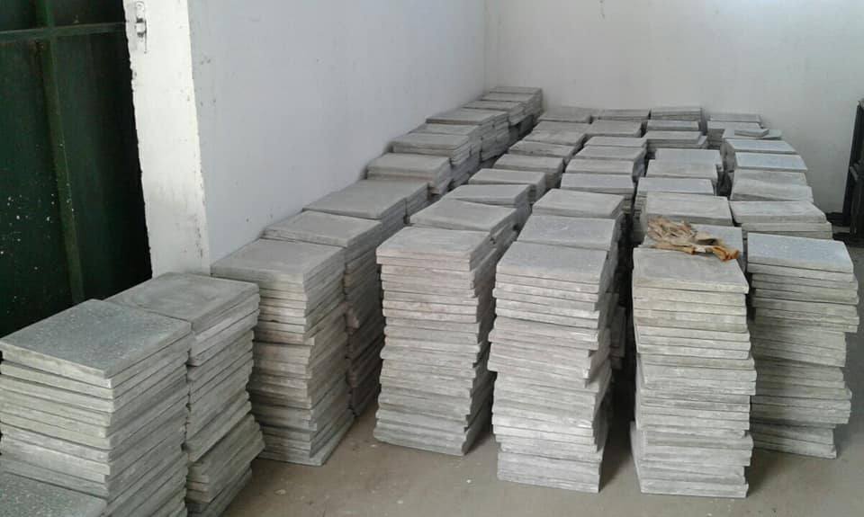 En crecimiento: el club de Villa La Ribera recibió el piso para su salón