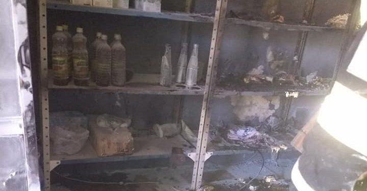 Incendio en una carnicería de San Genaro frente al cuartel de bomberos