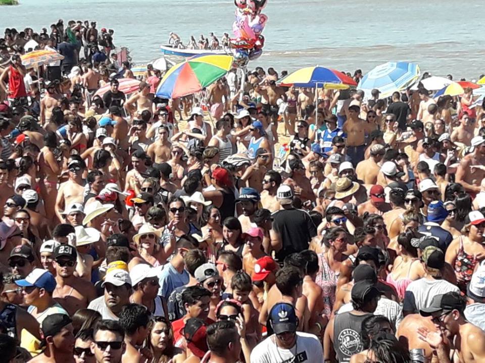 La Boca desbordó de gente en otra exitosa Fiesta Del Balneario