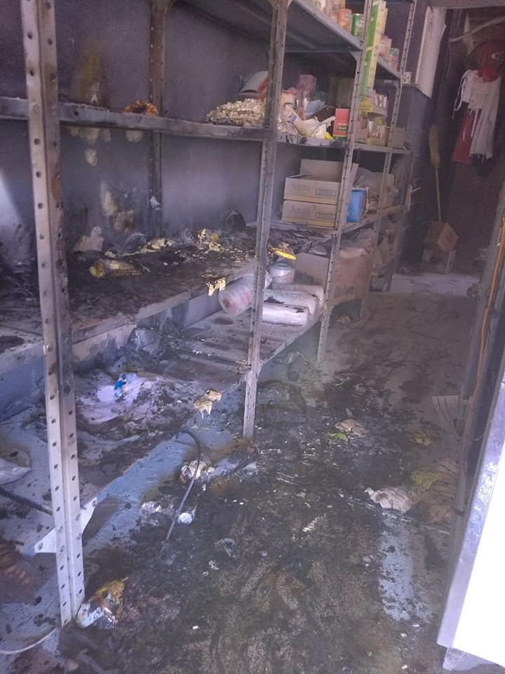Incendio en una carnicería de San Genaro frente al cuartel de bomberos