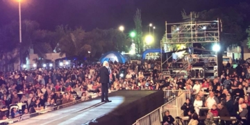 Ante una multitud, abrió la 58 edición de la Fiesta Provincial del Trigo
