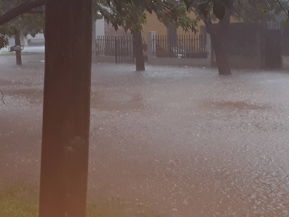 Bajo agua: cayeron 150 milímetros en Coronda y la ciudad cedió