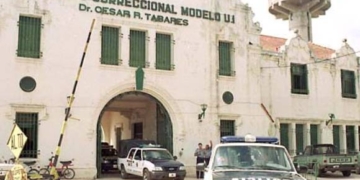 Mujer policía fue acuchillada en un colectivo cuando volvía de la cárcel de Coronda