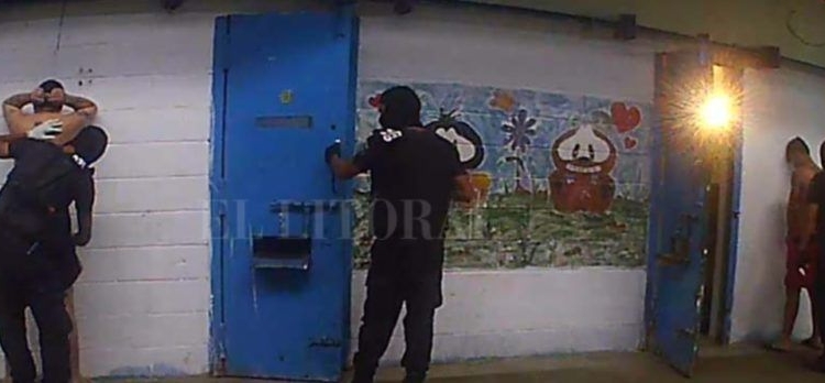 Secuestraron diez celulares de un pabellón de la cárcel de Coronda