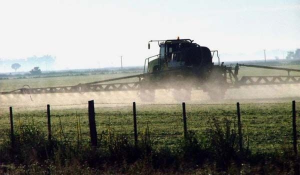 Oliveros tiene nueva ordenanza para el control de las fumigaciones