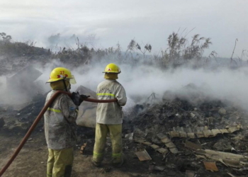 Ardió el basural y Barrancas quedó bajo humo