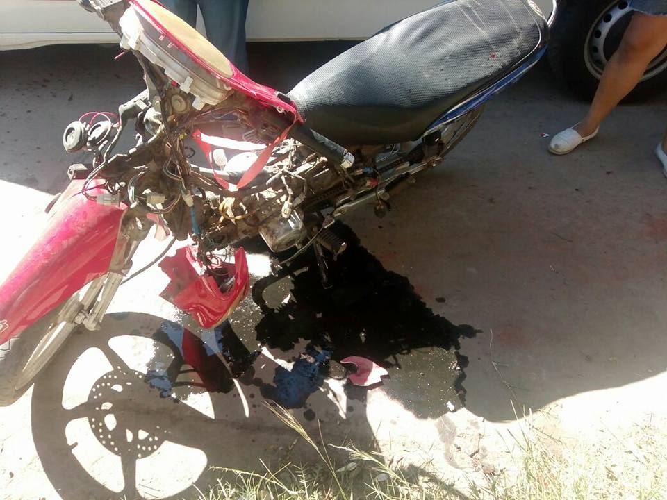 Dos heridos en un choque entre motos en Oliveros