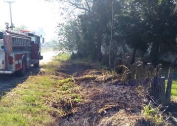 Quemaba basura frente a su casa y las llamas casi alcanzaron la vivienda