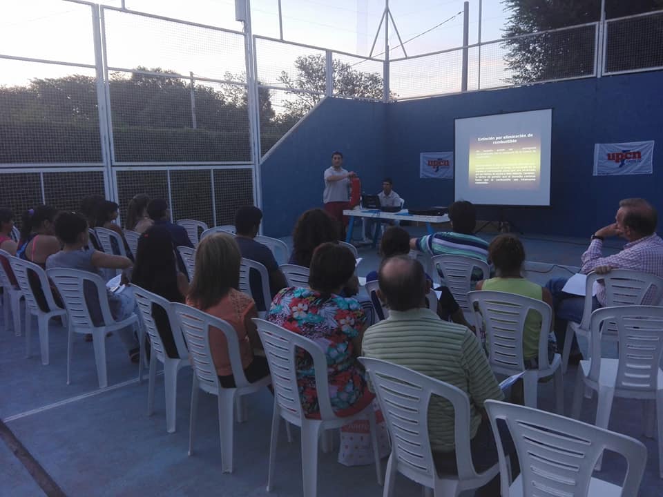 Díaz: Bomberos desarrollaron una jornada de RCP y primeros auxilios