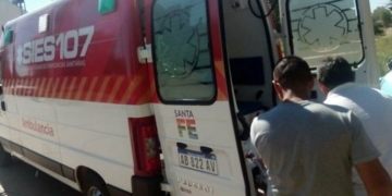 Una joven de Gaboto internada tras chocar con un camión