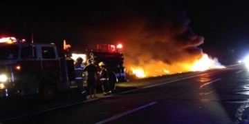 Un auto se incendio por completo en la región sobre ruta 11
