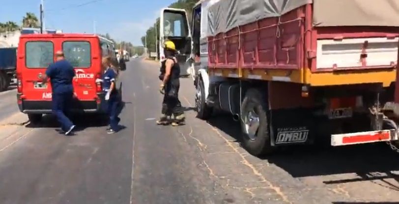 Triple colisión sobre Ruta 11 en el ingreso a Puerto San Martín