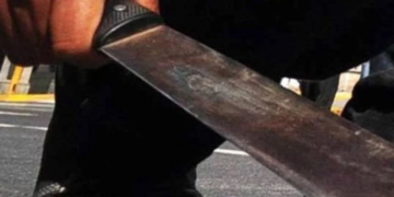 Atacaron a machetazos a un camionero para robarle