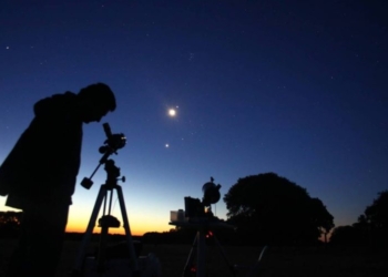 Llega a Clarke el exitoso ciclo de observación astronómica