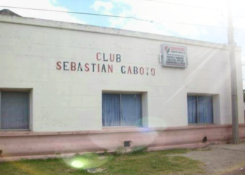 La policía recuperó una moto robada frente al club Sebastián Gaboto