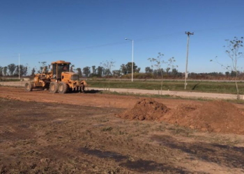 Comenzó la primera etapa de la construcción de la nueva escuela en Oliveros
