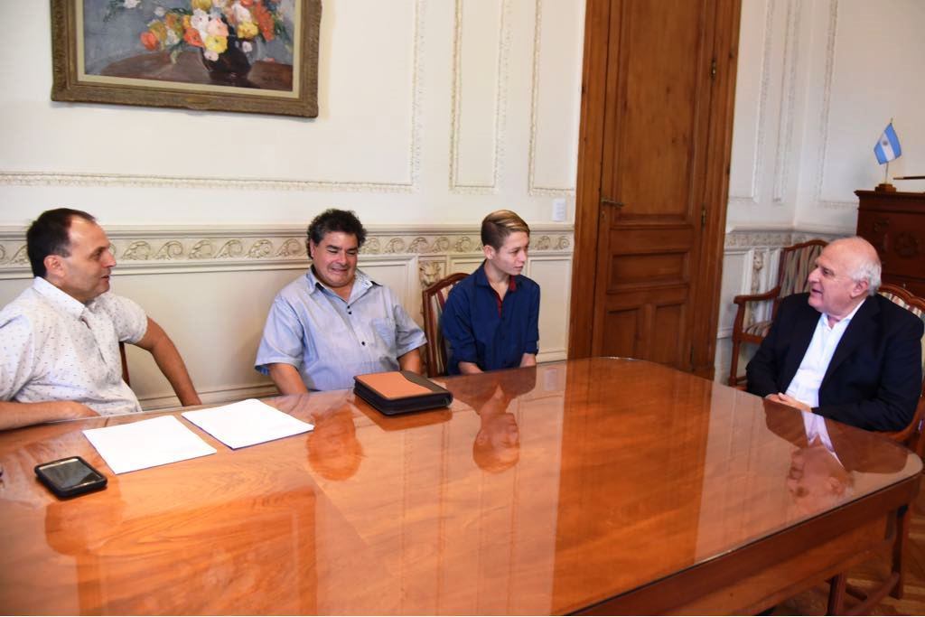 El totorense Jeremias Isasa fue recibido por el Gobernador Lifsthitz