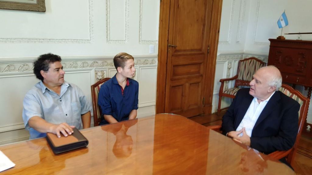 El totorense Jeremias Isasa fue recibido por el Gobernador Lifsthitz