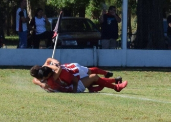 Maciel sorprendió a Juniors y se llevó todo de Totoras