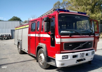 Desde Polonia llegó la nueva autobomba para bomberos de Oliveros