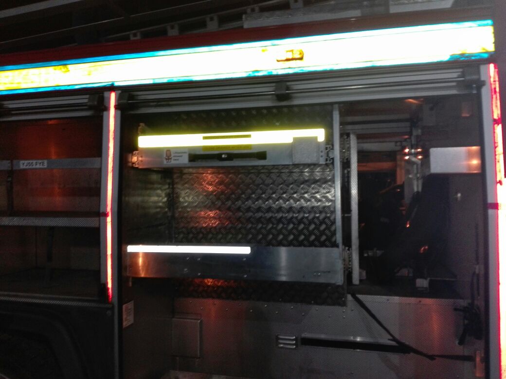 Desde Polonia llegó la nueva autobomba para bomberos de Oliveros