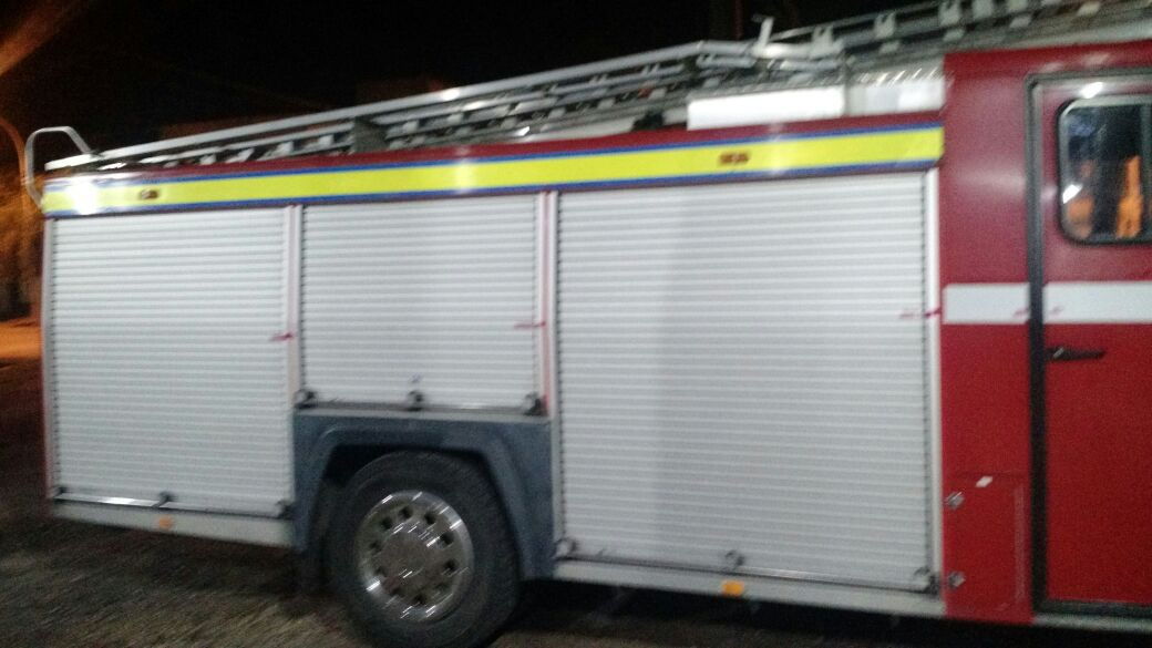 Desde Polonia llegó la nueva autobomba para bomberos de Oliveros