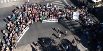 Trabajadores de Oil Combustibles y sus familias marcharon en San Lorenzo